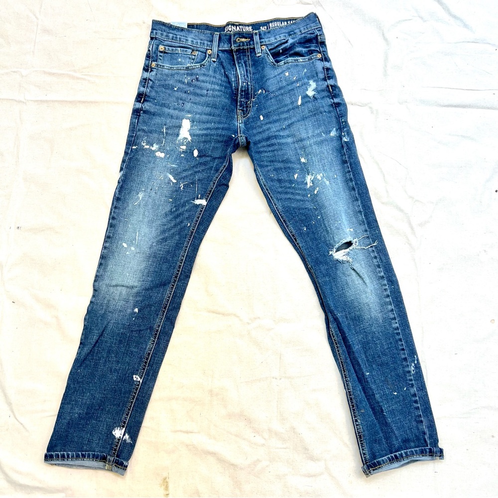 🎨Levi’s🎨 Custom Distressed Regular Taper fit 32x32